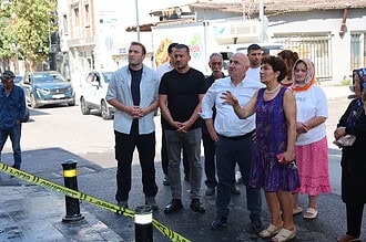 Darıca'da Yangın Sonrası Esnafa Anlamlı Destek: "Tüm İmkânlarımızla Yanınızdayız"