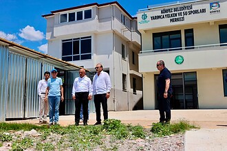 Şener Söğüt Müjdeyi Sahadan Verdi! Körfez’e Dünya Standartlarında Su Sporları Merkezi!