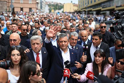 Özgür Özel’den Yeni Parti Açıklaması: "İlk ve Son Kez Muhalefet Olarak Bütçeye Katılacağız"