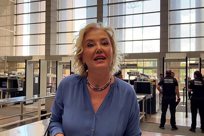 Berna Laçin Adliyeye İfade Verdi: "Masumiyet karinesi daha bekliyoruz, bir şey diyemem"