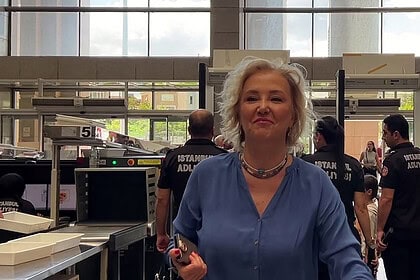 Berna Laçin "Ahbaplar" Soruşturmasında İfade İçin Adliyeye Geldi