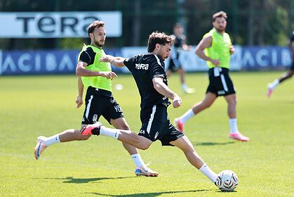 Beşiktaş’ın Midtjylland Maçı Kamp Kadrosu Açıklandı: 2 Önemli Eksik!