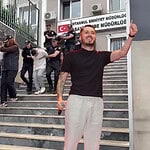 Kocaeli Gebzeli Rapçi Hakan Aydın'a (Blok3) Suikast Girişimi İddiası: "Şapkalılar" Çetesi Bodrum'da Yakalandı!
