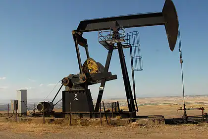 Brent Petrol 3 Haftada Yüzde 30 Yükseldi: Varil Fiyatı 93 Doları Gördü