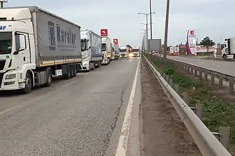 Bulgaristan'da Sıcaklar Nedeniyle Ağır Vasıtalara 20 Ton Sınırı: Yeni Trafik Düzenlemesi Başladı