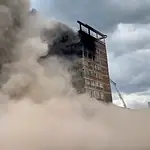 Çekya'nın Zlin Kentindeki Ayakkabı Deposunda Çıkan Yangında Bina Çöktü