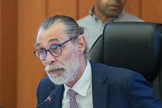 Etimesgut Belediyesi’ne Yolsuzluk Operasyonu: Erdal Beşikçioğlu Dahil 52 Kişi Gözaltında!