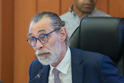 Etimesgut Belediyesi’ne Yolsuzluk Operasyonu: Erdal Beşikçioğlu Dahil 52 Kişi Gözaltında!