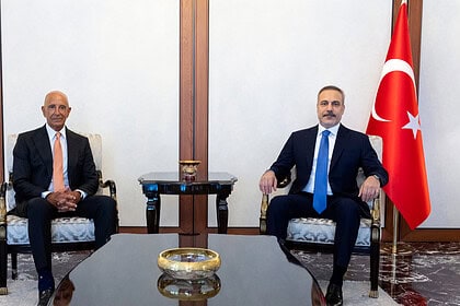 Fidan, ABD Büyükelçisi Barrack'ı Ankara'da Kabul Etti: Suriye ve Irak Masada