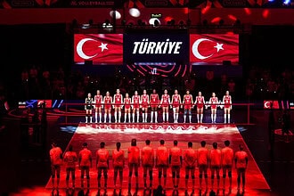 Dünyanın En Büyüğü Bir Kez Daha Türkiye! Filenin Sultanları Brezilya Karşısında Tarih Yazdı: Türkiye 3 - Brezilya 1