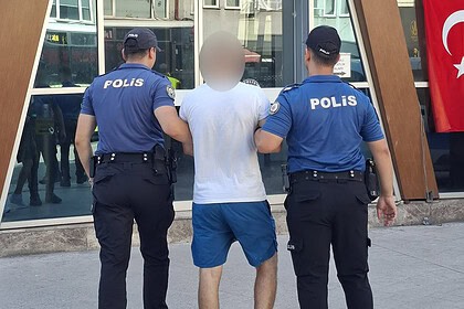 İzmit'te Aranan Hırsız Yakalandı: 7 Yıl Hapis Cezası Bulunuyordu!