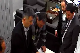İmamoğlu Davasında Tuncay Yılmaz Fenalaştı Hastaneye Kaldırıldı