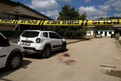 İzmit'te İki Aile Otogarda Çatıştı: 2 Yaralı, 10 Gözaltı