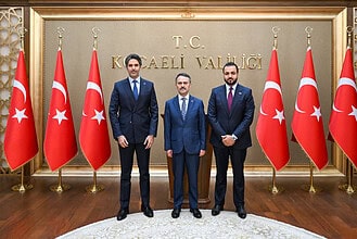 Katar Ankara Büyükelçisi Faisal Abdullah Al-Henzab Kocaeli Valisi İlhami Aktaş’ı Ziyaret Etti!