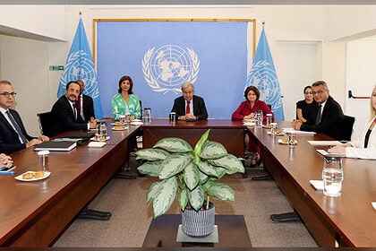 Kıbrıs'ta 16 Yıl Sonra İlk: Guterres Erhürman ve Hristodulidis'i Buluşturdu