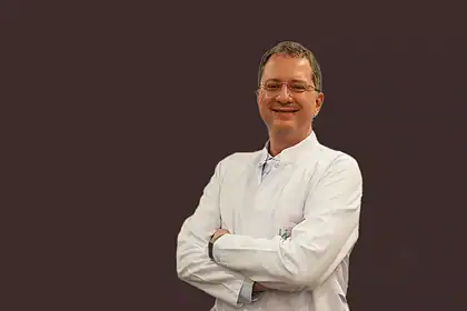 "Kilo Veriyorum Ama Bacaklarım İncelmiyor" Diyenlere Lipödem Uyarısı