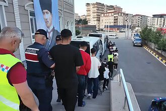 Kocaeli Dahil 12 İlde Dev Organize Suç Örgütü Operasyonu: 127 Şüpheli Yakalandı!