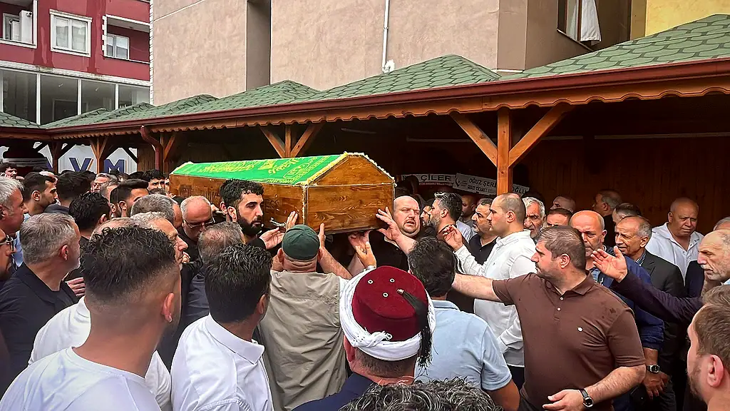 Körfez D100'de Tır Faciasında: Damat Adayının Düğününe 3 Ay Kalmıştı
