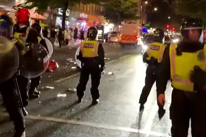 Londra'da Dünya Kupası Elemesinden Sonra Fas Taraftarları Polisle Çatıştı: 1 Yaralı, 4 Gözaltı