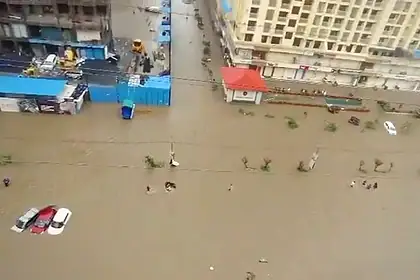 Muson Yağışları Hindistan'ı Vurdu: 19 Ölü, Kırmızı Alarm