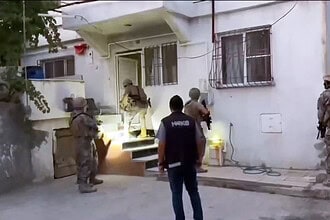Aralarında Kocaeli'nin de olduğu 75 İlde Dev Narkotik Operasyonu: 1,4 Ton Uyuşturucu Ele Geçirildi, 846 Kişi Tutuklandı!
