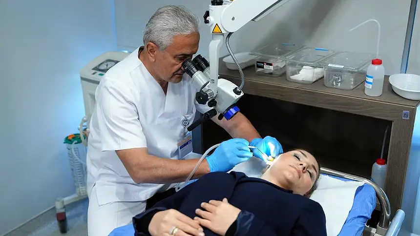 Uzmandan Oksijenli Kulak Damlası Uyarısı: Bilinçsiz Kullanım Tanıyı Geciktiriyor