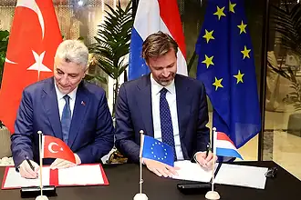 Ömer Bolat'tan Lahey'de JETCO İmzası: Ticaret 13,3 Milyar Dolara Ulaştı