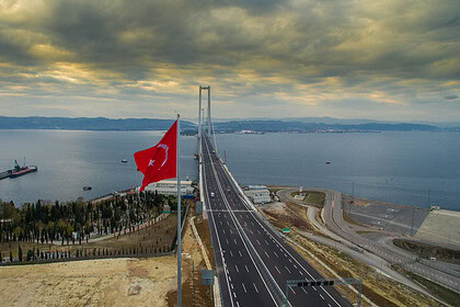 Köprü ve Otoyol Ücretlerine Zam: Osmangazi, Yavuz Sultan Selim ve Avrasya Tüneli Yeni Fiyat Listesi!