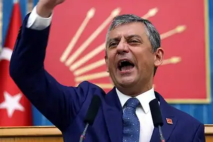 Özgür Özel Yeni Partinin Kuruluşunu Duyurdu, CHP Grubuna Veda Etti