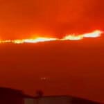 Yunanistan Paros Adasında Orman Yangını 2. Gününde: Köyler Boşaltıldı