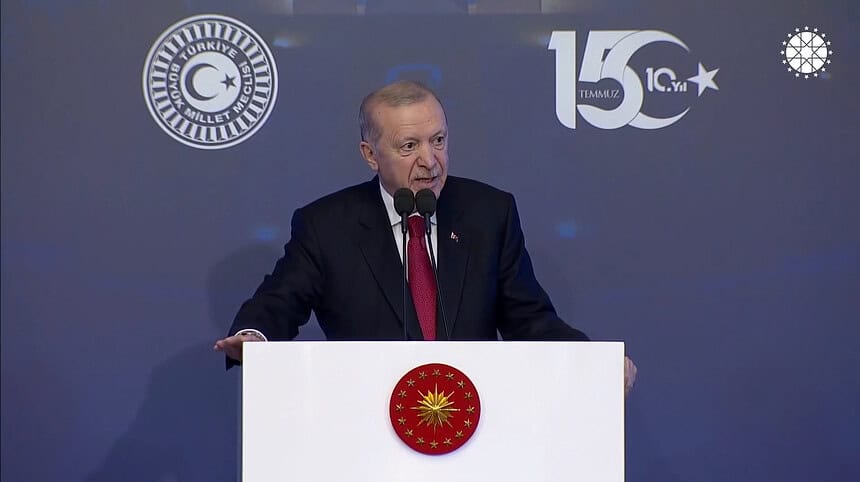 Erdoğan'dan 15 Temmuz'da "Mücadele" Vurgusu: "Örgütle Mücadelede Gardımızı Düşürmeyeceğiz"