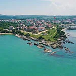 Kandıra'da Olumsuz Hava Nedeniyle Denize Giriş Yasaklandı: 4 Plaj Hariç Tüm Sahiller Kapalı!