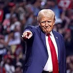 Trump İran'ın ABD Üssü Saldırısına Yanıt Verdi: "Çok Sert Vuracağız"