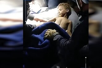 Venezuela Depreminde 6. Gün Mucizesi: 3 Yaşındaki Klieber Moran Enkazdan Sağ Çıkarıldı!