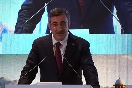 Yılmaz'dan Pakistan Hedefi: Ticarette 5 Milyar Dolar