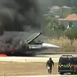 Yunanistan'da Zante Adası'na Acil İnen Yunan F-16'sı Alev Aldı