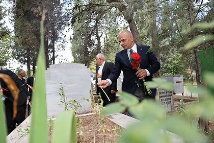 17 Ağustos Depremi'nin 27. Yılında Körfez Asri Mezarlığı'nda Duygu Dolu Anma!