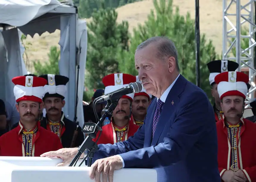 Cumhurbaşkanı Erdoğan'dan 26 Ağustos Zafer Haftası Mesajı: "Malazgirt'ten Türkiye Yüzyılı'na İlerliyoruz"!