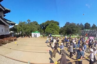 400 Tonluk Hirosaki Kalesi'ni 1000'den Fazla Kişi Halatla Çekti