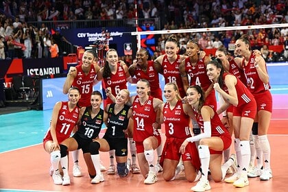 A Milli Kadın Voleybol Takımı, Avrupa Şampiyonası'na Galibiyetle Başladı
