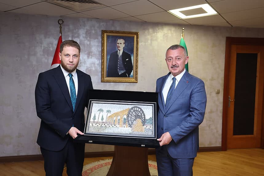 Tahir Büyükakın Suriyeli Heyeti Makamında Ağırladı!