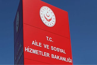 Aile ve Sosyal Hizmetler Bakanlığı, Tecavüze Uğradığı İddia Edilen 15 Yaşındaki Kız İçin Davaya Müdahil Olacak
