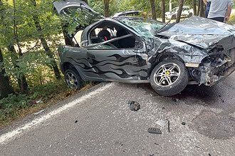 İzmit Akmeşe Yolu Sapakpınar Mevkisinde İki Otomobil Çarpıştı: 3 Yaralı!