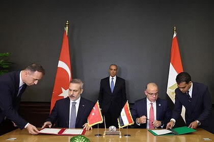 Bakan Fidan, Mısır ile çeşitli alanlarda iş birliğine ilişkin üç belge imzaladı