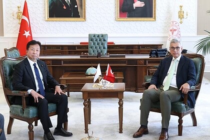 Bakan Memişoğlu, Japonya Temsilciler Meclisi Üyesi Ogushi ile bir araya geldi