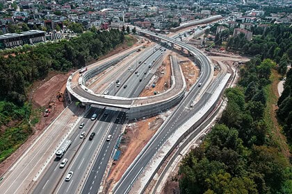 Başiskele Kavşağı Yapım Çalışması: D-130 Karayolu Gölcük İstikameti Gece Trafiğe Kapatıldı!