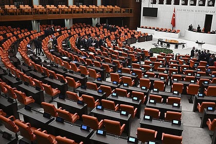Çerçeve Yasa, TBMM Genel Kurulu'nda Kabul Edildi