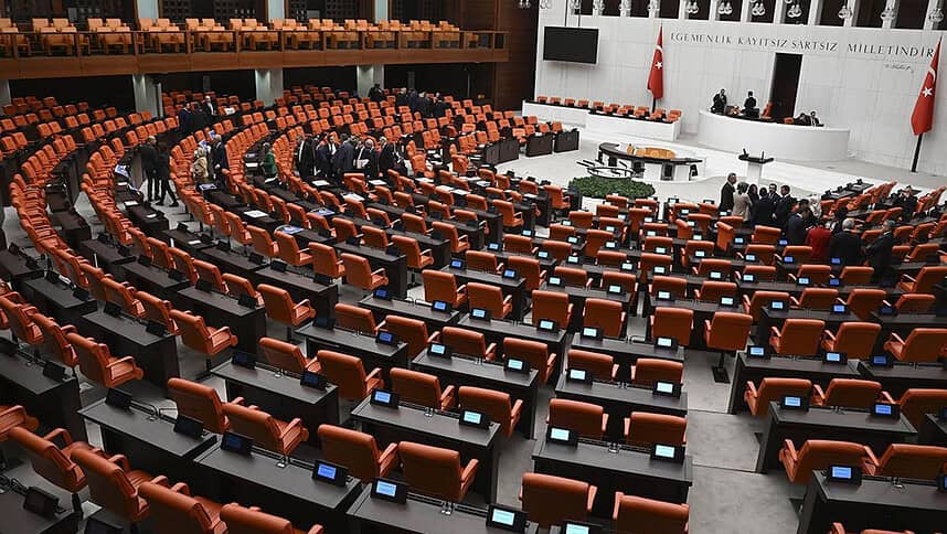 Çerçeve Yasa, TBMM Genel Kurulu'nda Kabul Edildi