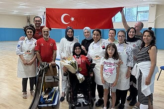 Dünya Şampiyonu Havva Alyurt’a Sürpriz Kutlama