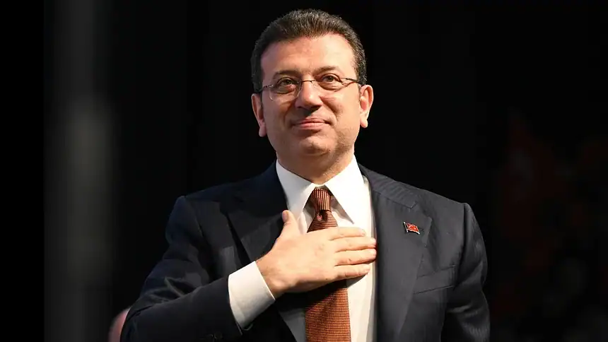Ekrem İmamoğlu, CHP’den istifa etti